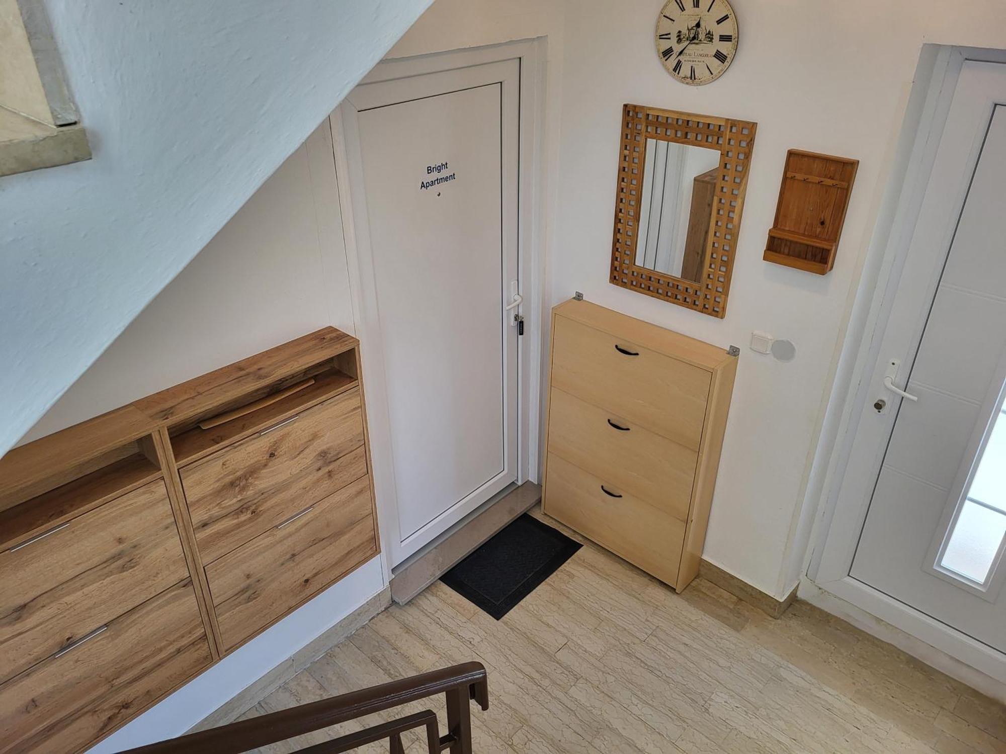 Bright Apartment Koper Buitenkant foto